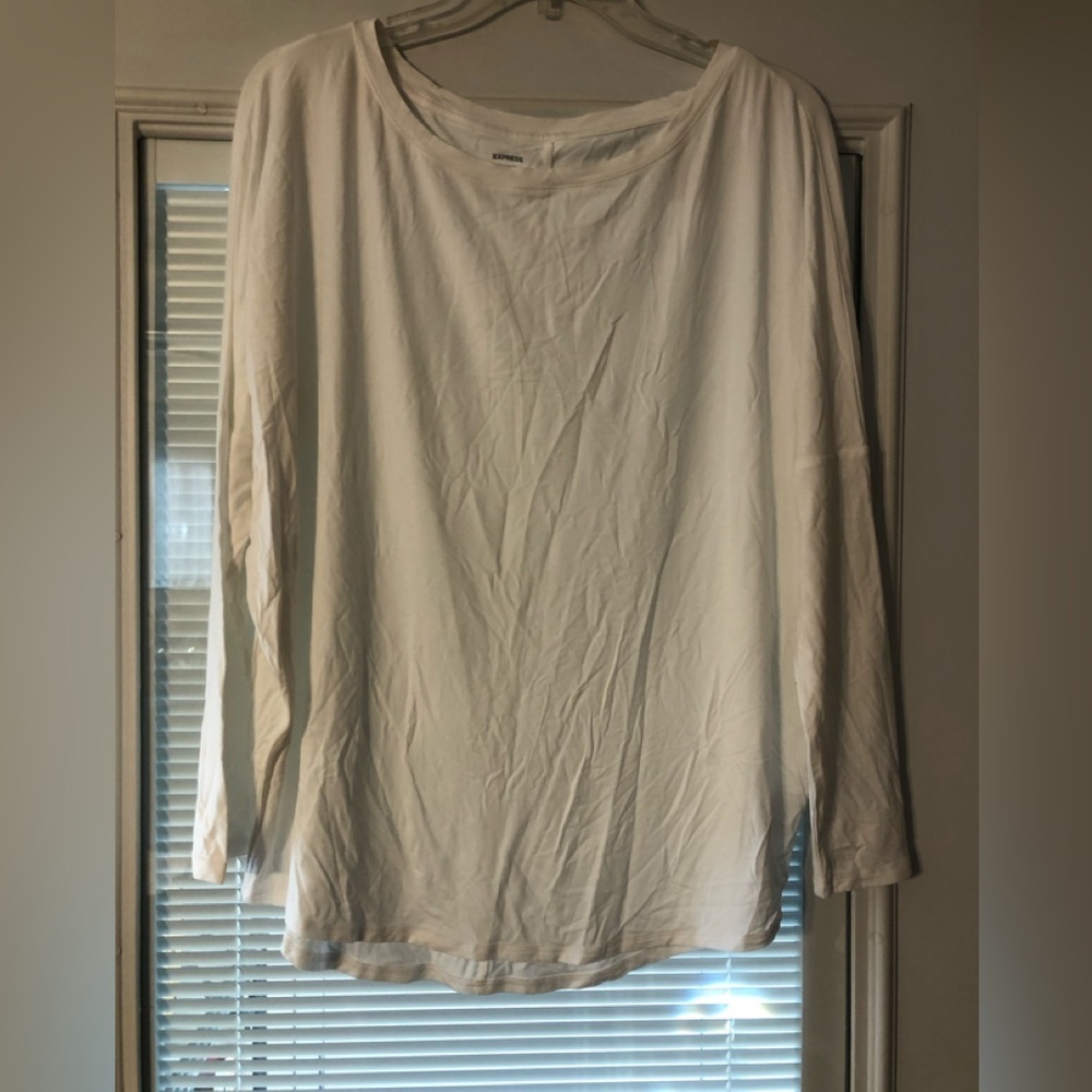 NWT Express Top